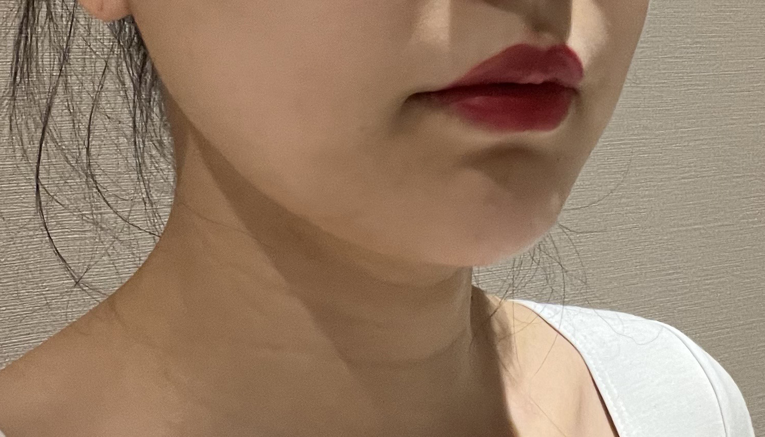 이중턱하고 브이라인 찾았어용